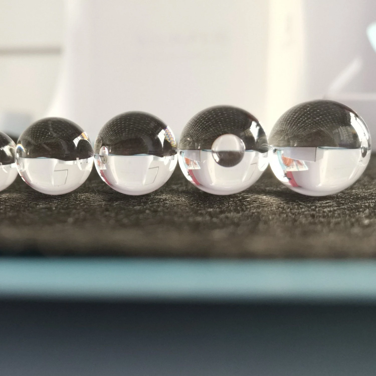 D1/3/5/7/12/16/18/20mm Bk7 (K9) Fused Silica Jgs1 Zk3 Zf6 Sapphire Optical Glass Ball Lens