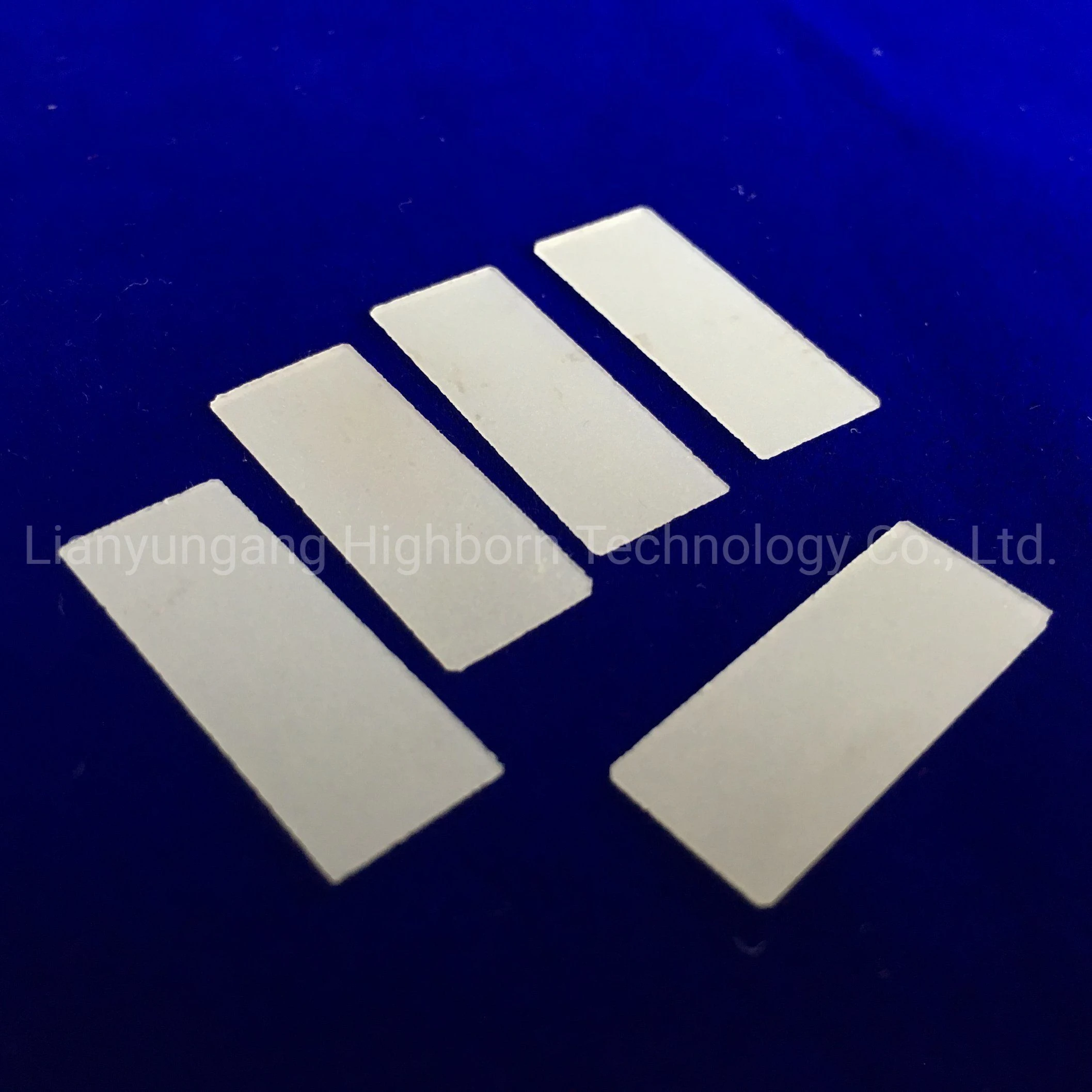 Heat Resistant Temperature Customized Rectangle Ultrathin Milky White Quartz Glass Plate