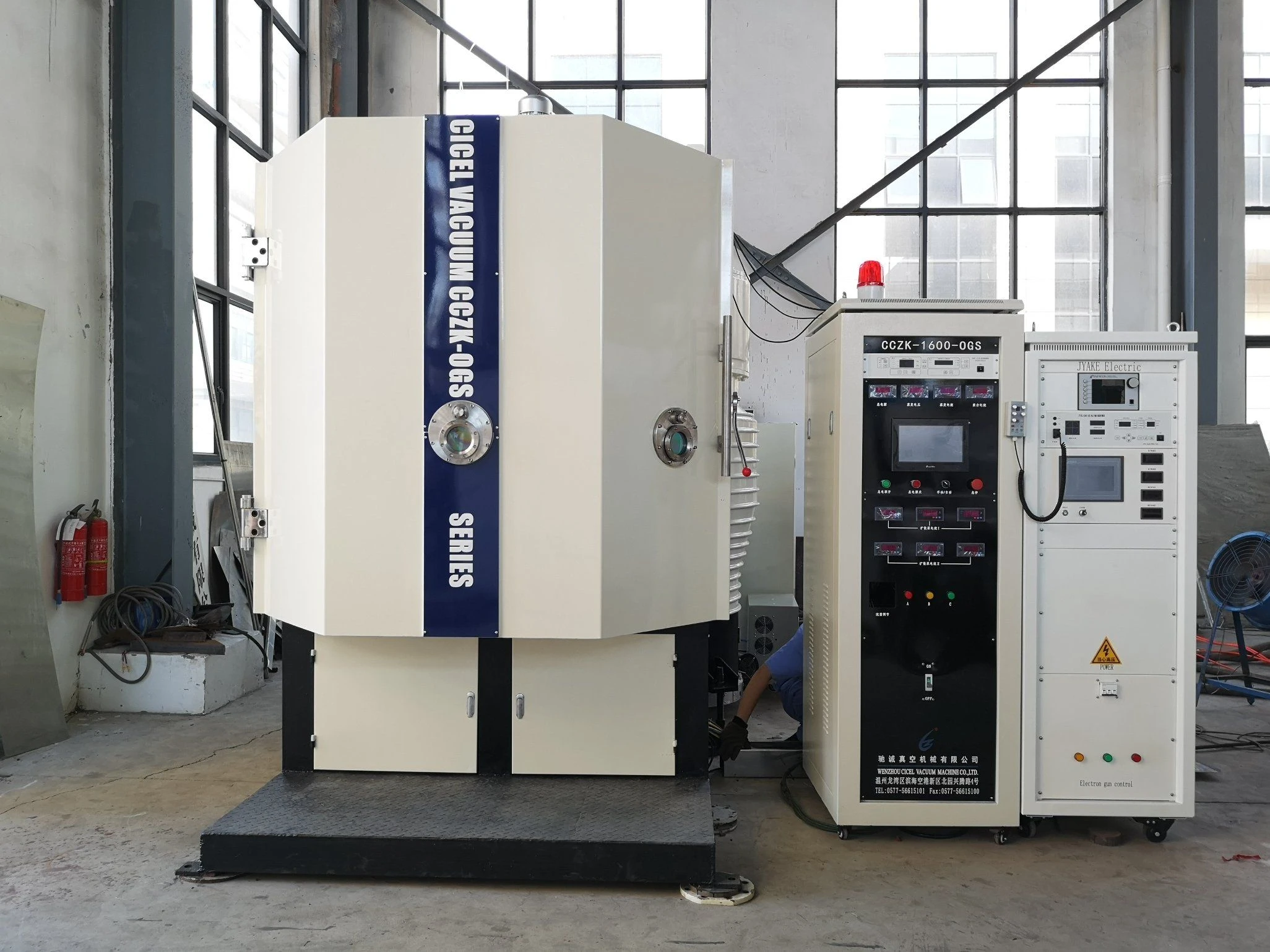 Industrial Vacuum Cczk-Ogs Coater for Optical Glass Resin Lens Telescope Objective Multi-Film Coating