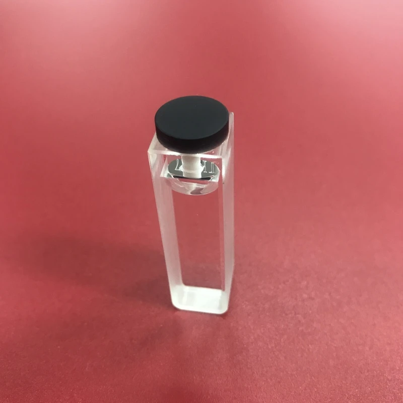 Lab Glassware Clear Quartz Glass Cuvettes with Lid