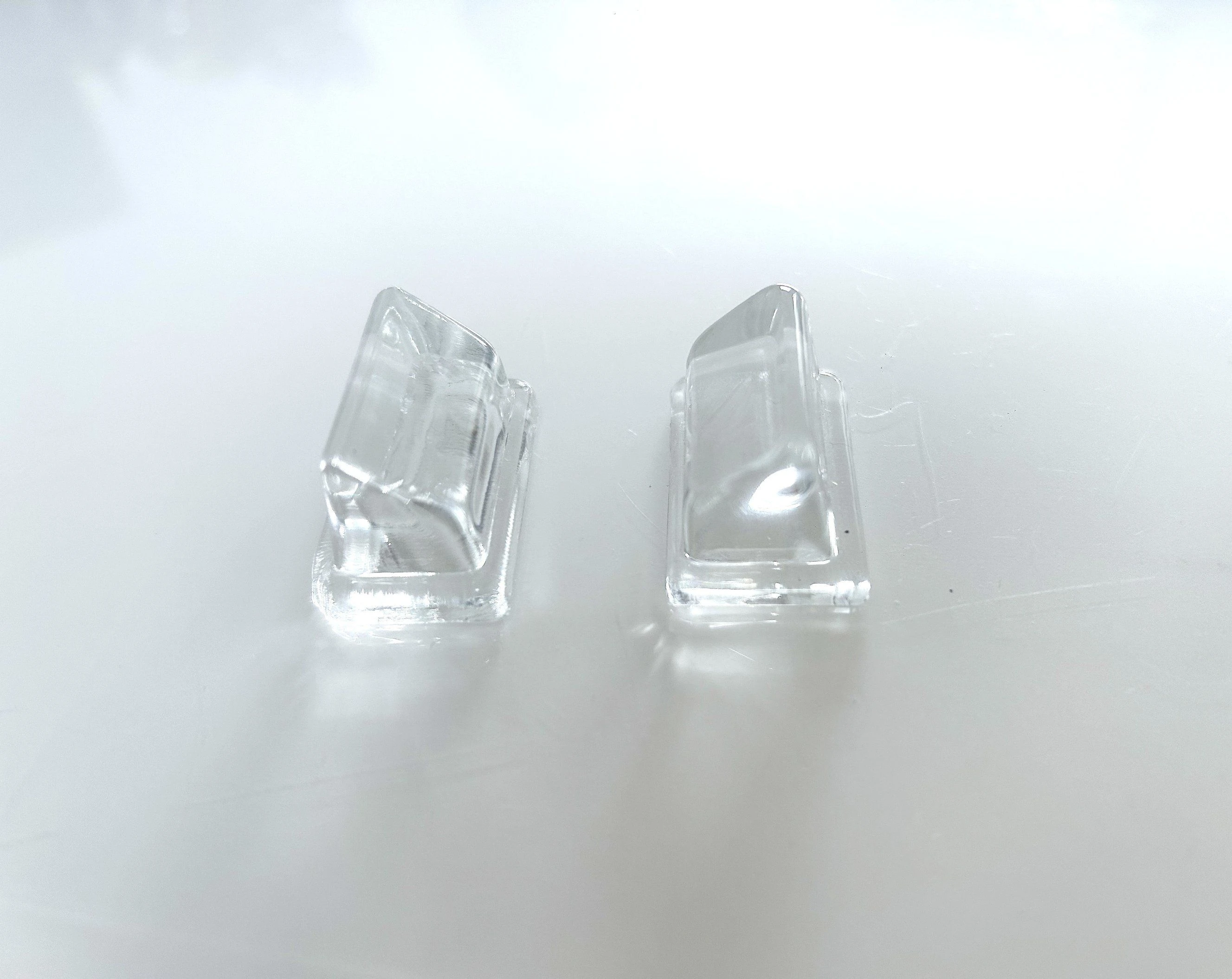 Precision Optical Prism for Enhanced LED Light Control Systems
