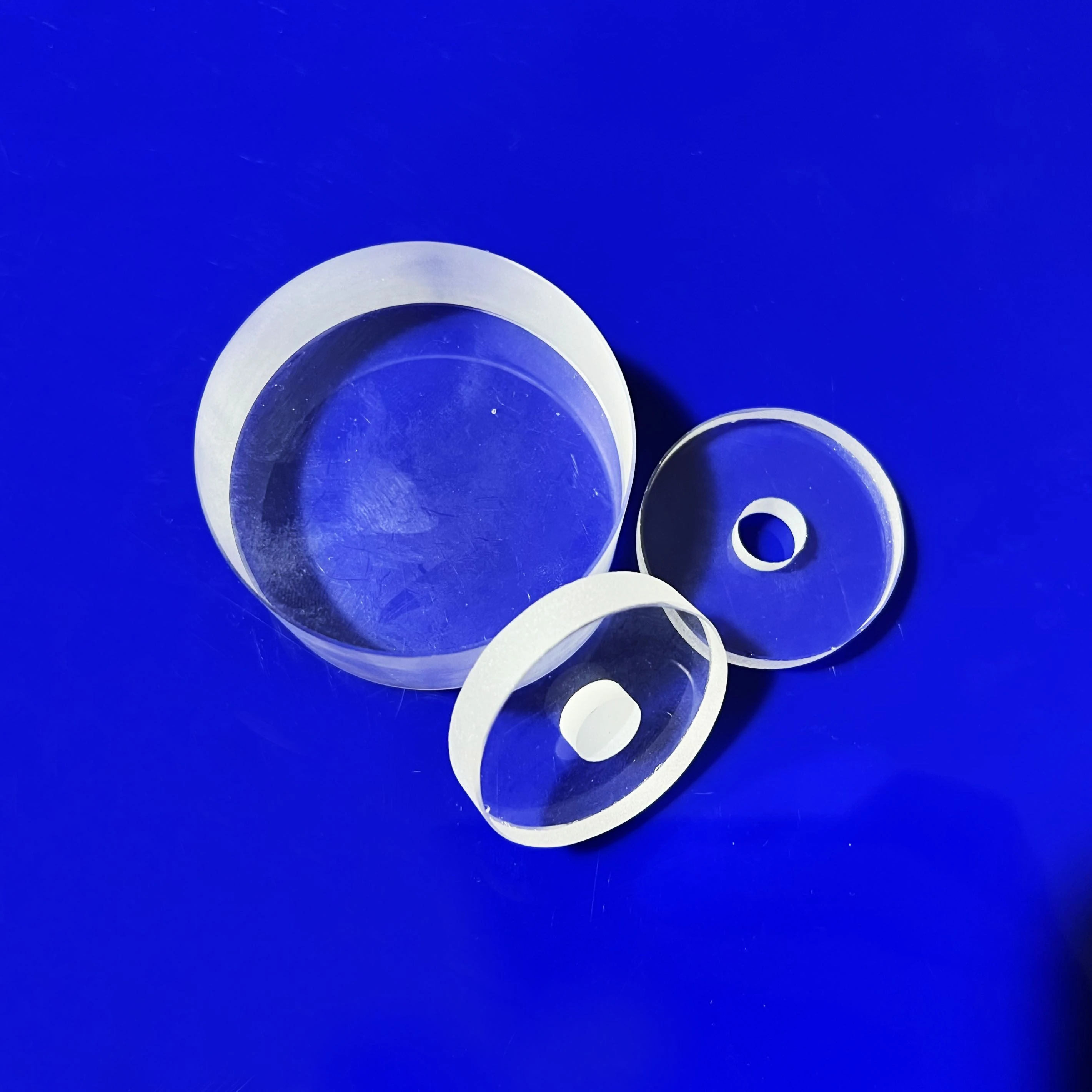 Quartz Glass Slice Silica Sheet Quartz Crystal Plate with Good Optical Performance
