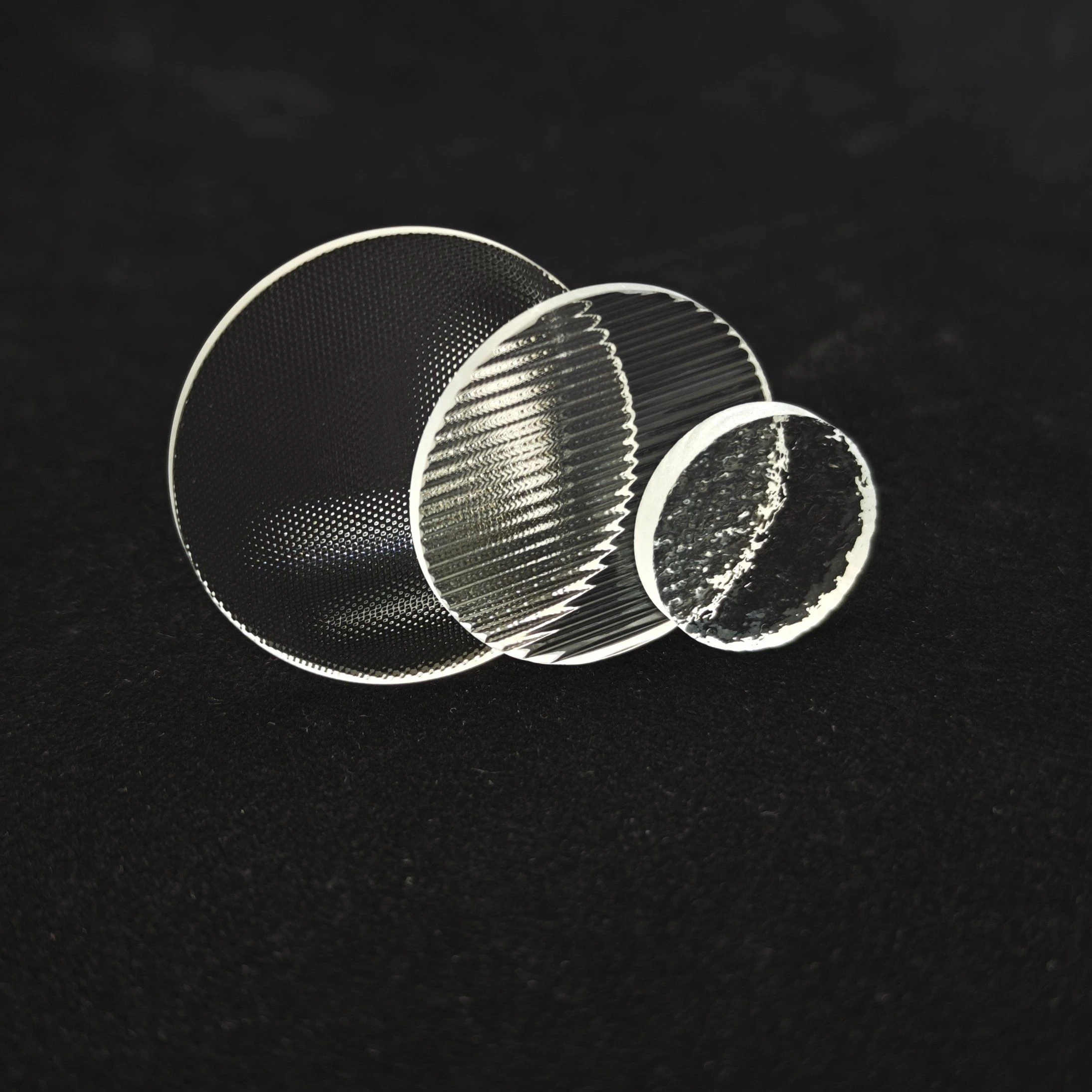 Reeded Tempered Glass Filter for Modern Lighting
