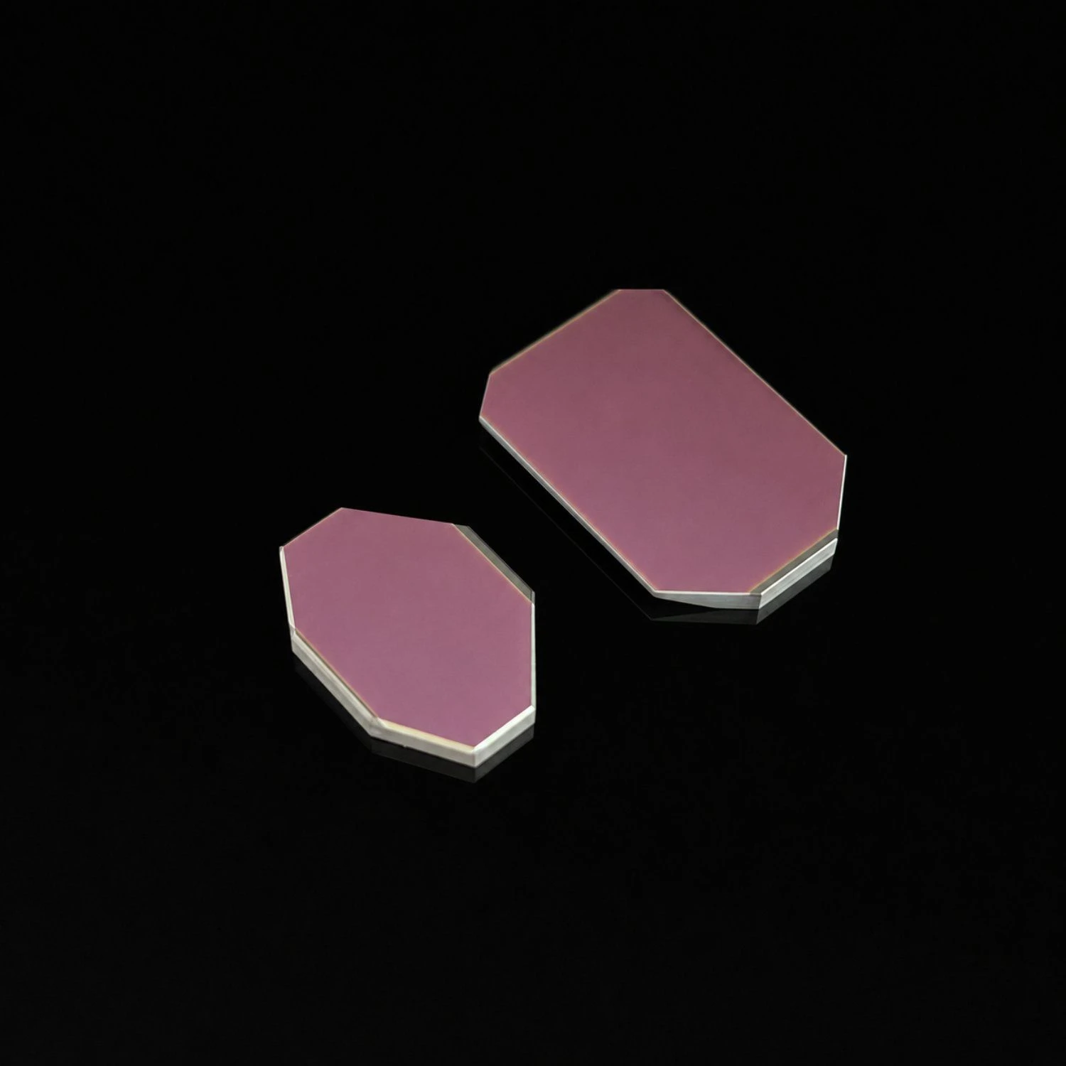 Smooth Surface Stable Substrate Custom Bi-Concave Optical Lens for Light Guidance