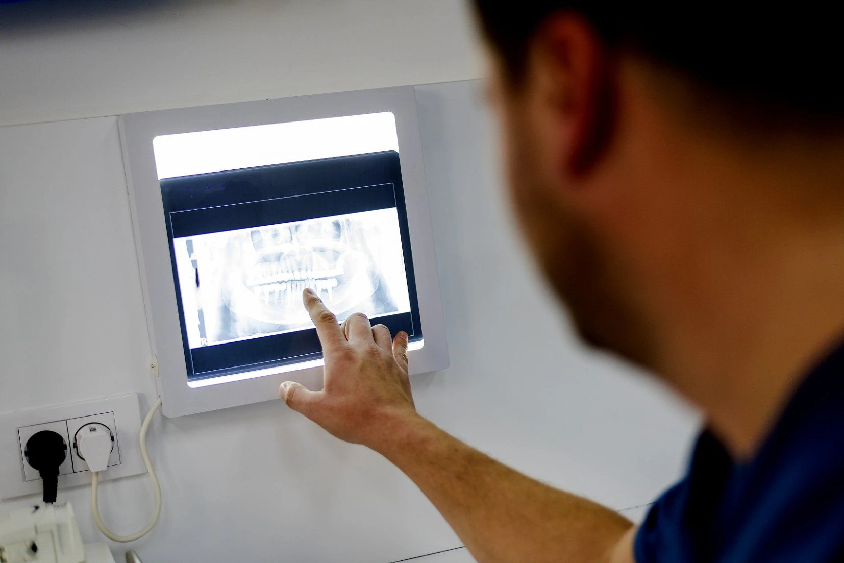 Tempered Glass Cover for Industrial and Medical Displays